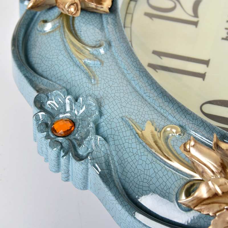 Yaratıcı moda duvar saati otur - Luxury Watch Europe incelemesi ve fiyatı