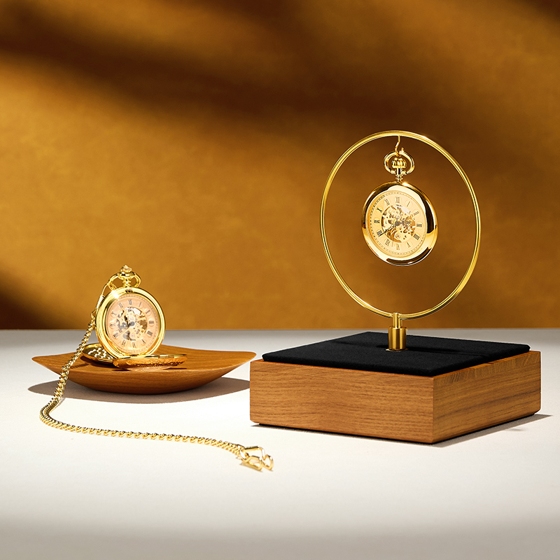 Oirlv Lüks Cep Saati Sergi Sta - Luxury Watch Stand incelemesi ve fiyatı